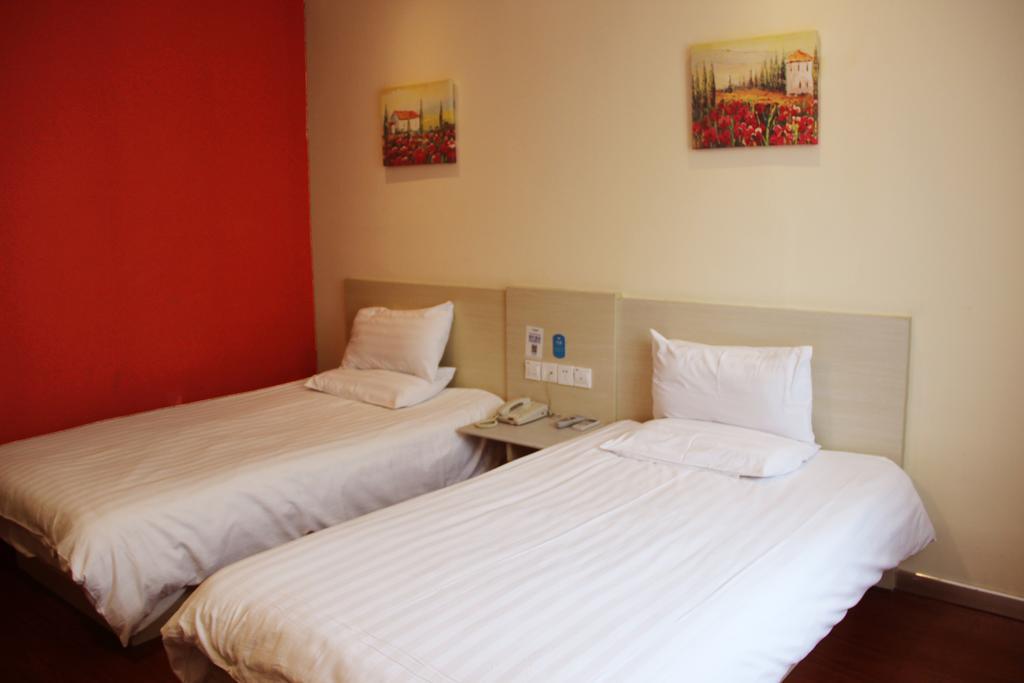 Hanting Express Nanchang Hong Gu Tan Branch Δωμάτιο φωτογραφία